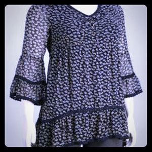 Fall sale!  NWT floral tunic
